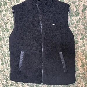 Bearpaw Black Sherpa Fleece Vest size medium